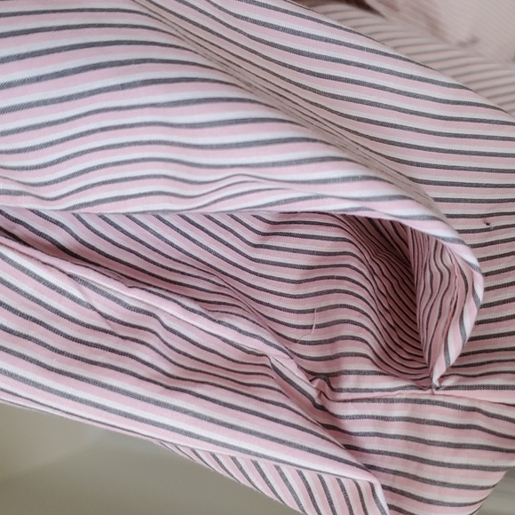 Pink/grey striped Gap maternity shirt dress with pockets in size medium, NWT - Picture 12 of 14